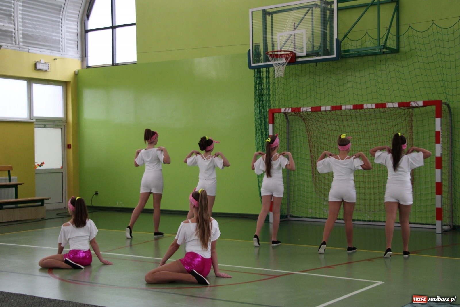 Zdjęcie w galerii na portalu naszraciborz.pl: W Pawłowie panie obchodziły swe święto wiadomości z regionu