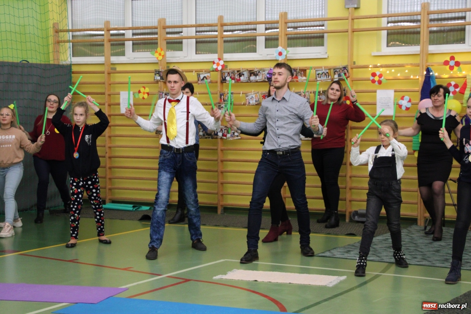 Zdjęcie w galerii na portalu naszraciborz.pl: W Pawłowie panie obchodziły swe święto wiadomości z regionu