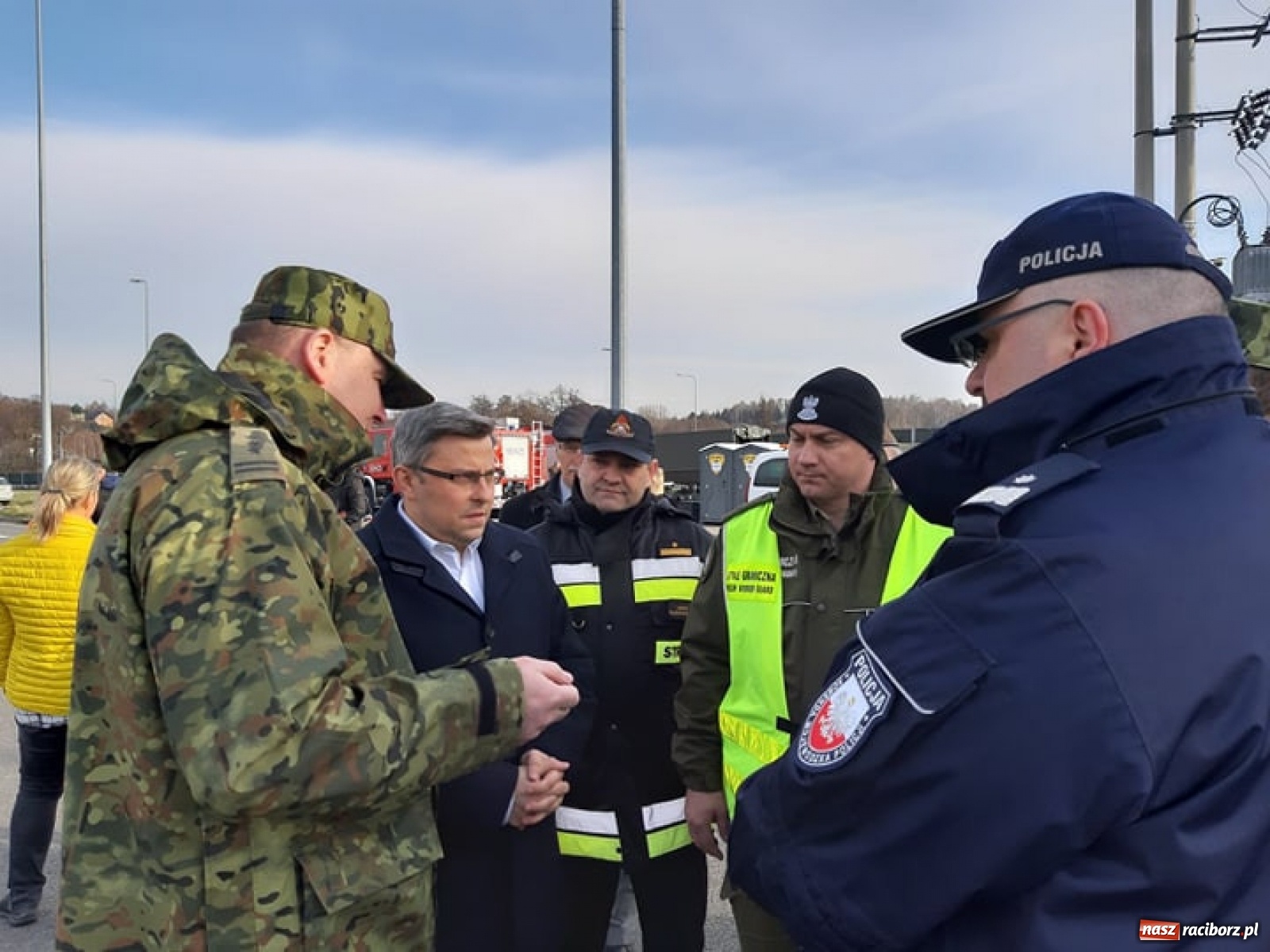 Zdjęcie w galerii na portalu naszraciborz.pl: Szpitale dostaną do dyspozycji dodatkowe karetki  wiadomości z regionu