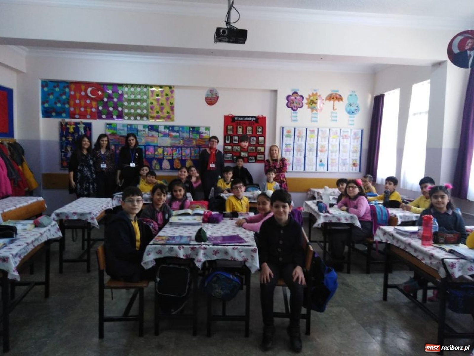 Zdjęcie w galerii na portalu naszraciborz.pl: Nauczycielki z Brzeźnicy odwiedziły szkołę w Istambule [FOTO] wiadomości z regionu