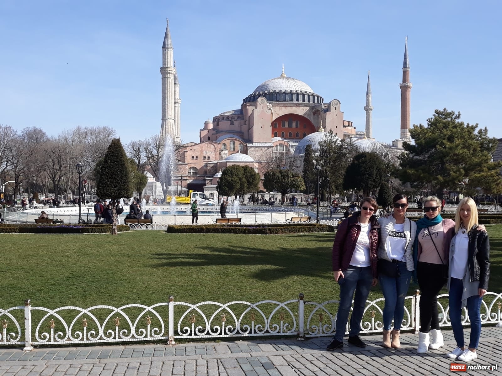 Zdjęcie w galerii na portalu naszraciborz.pl: Nauczycielki z Brzeźnicy odwiedziły szkołę w Istambule [FOTO] wiadomości z regionu
