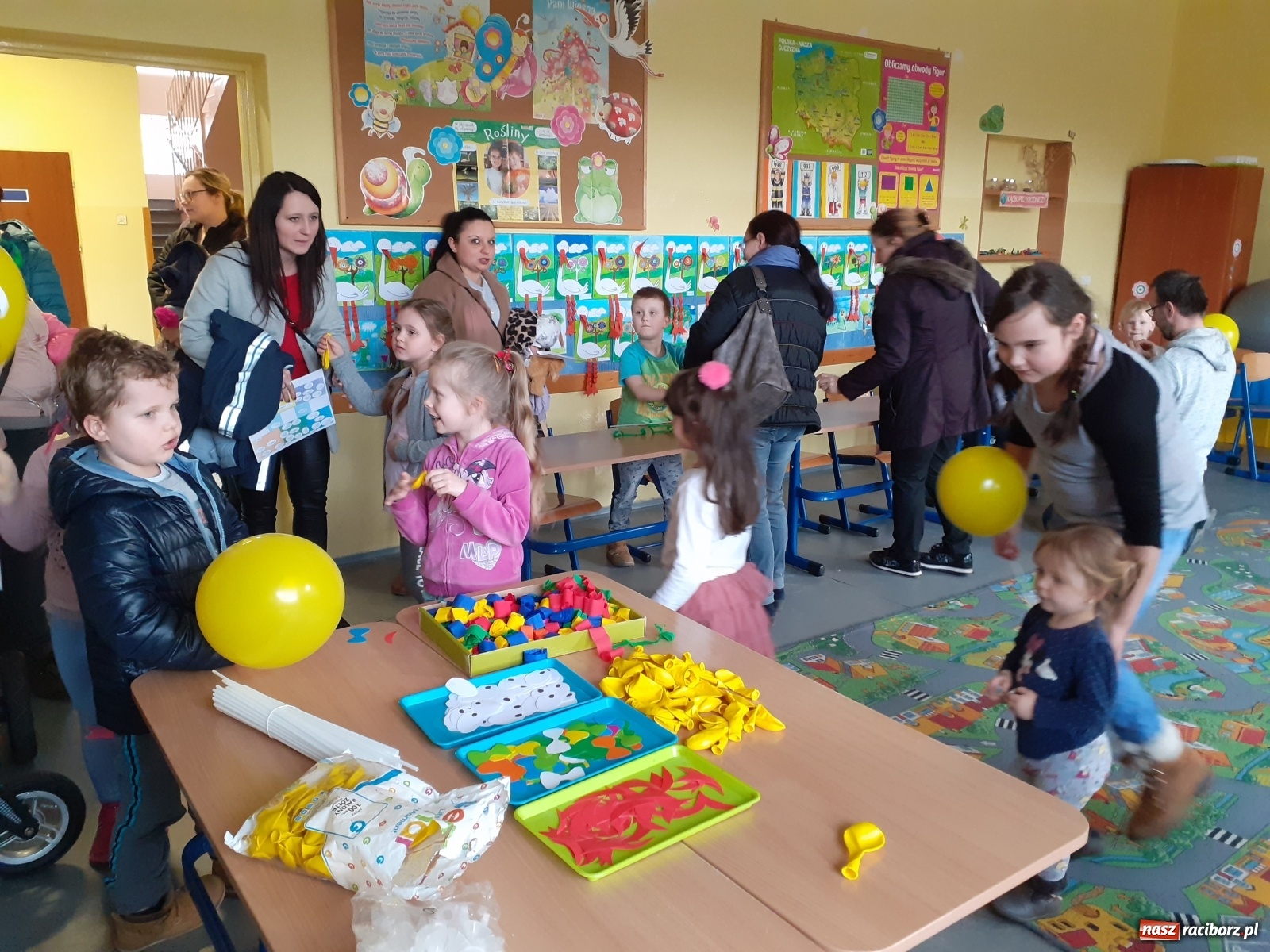 Zdjęcie w galerii na portalu naszraciborz.pl: Przyszli uczniowie odwiedzili SP 15 wiadomości z regionu