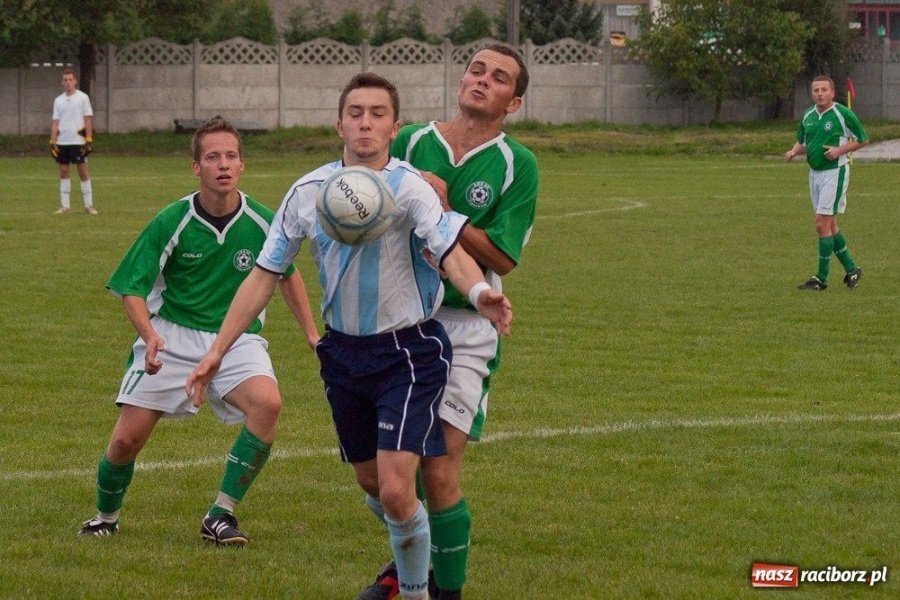 Zdjęcie w galerii na portalu naszraciborz.pl: Samborowice na kolanach wiadomości z regionu