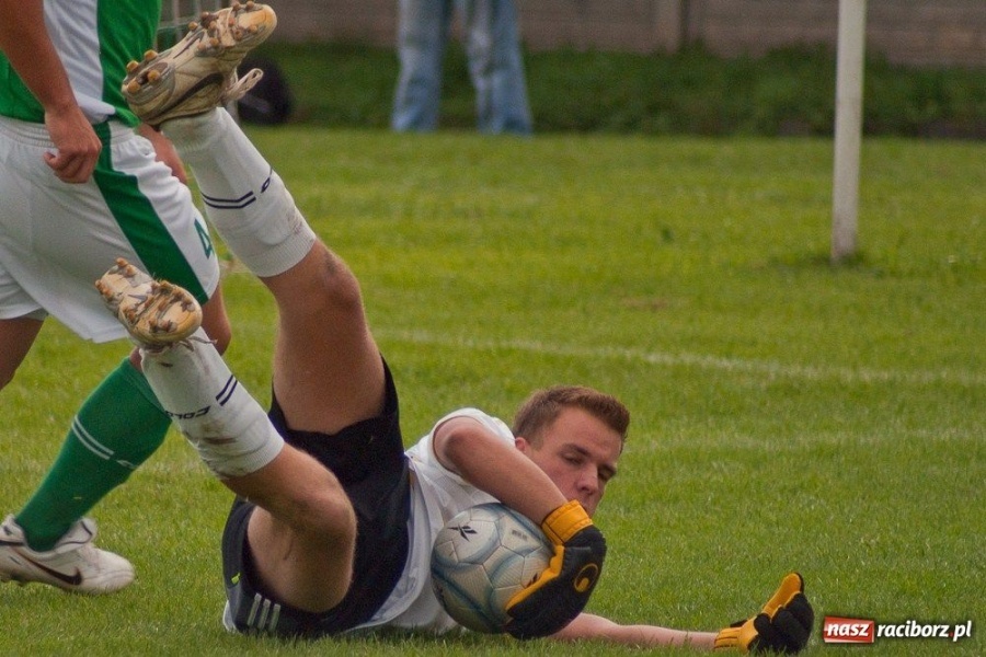 Zdjęcie w galerii na portalu naszraciborz.pl: Samborowice na kolanach wiadomości z regionu