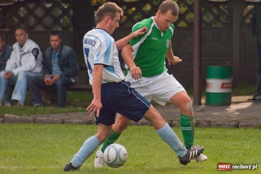 Zdjęcie w galerii na portalu naszraciborz.pl: Samborowice na kolanach wiadomości z regionu