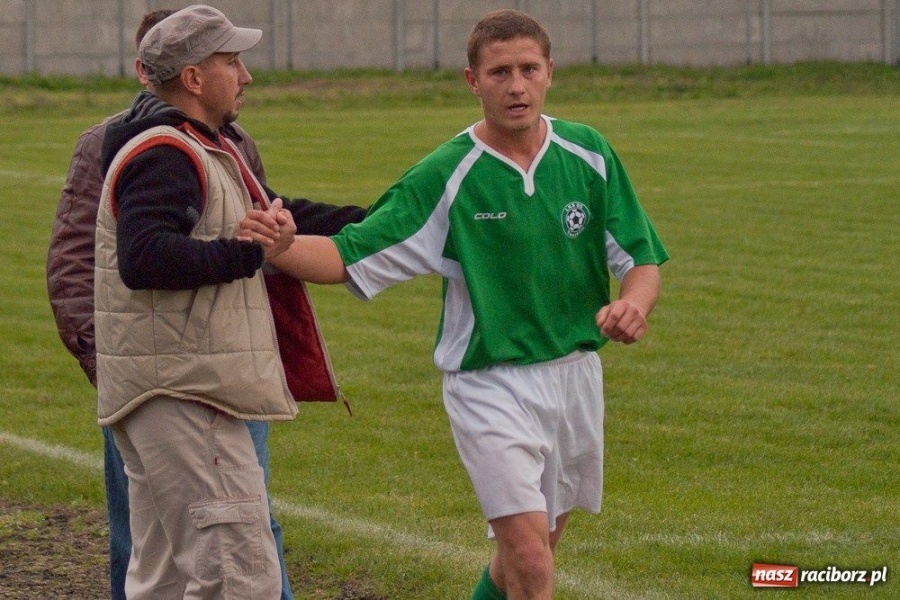 Zdjęcie w galerii na portalu naszraciborz.pl: Samborowice na kolanach wiadomości z regionu