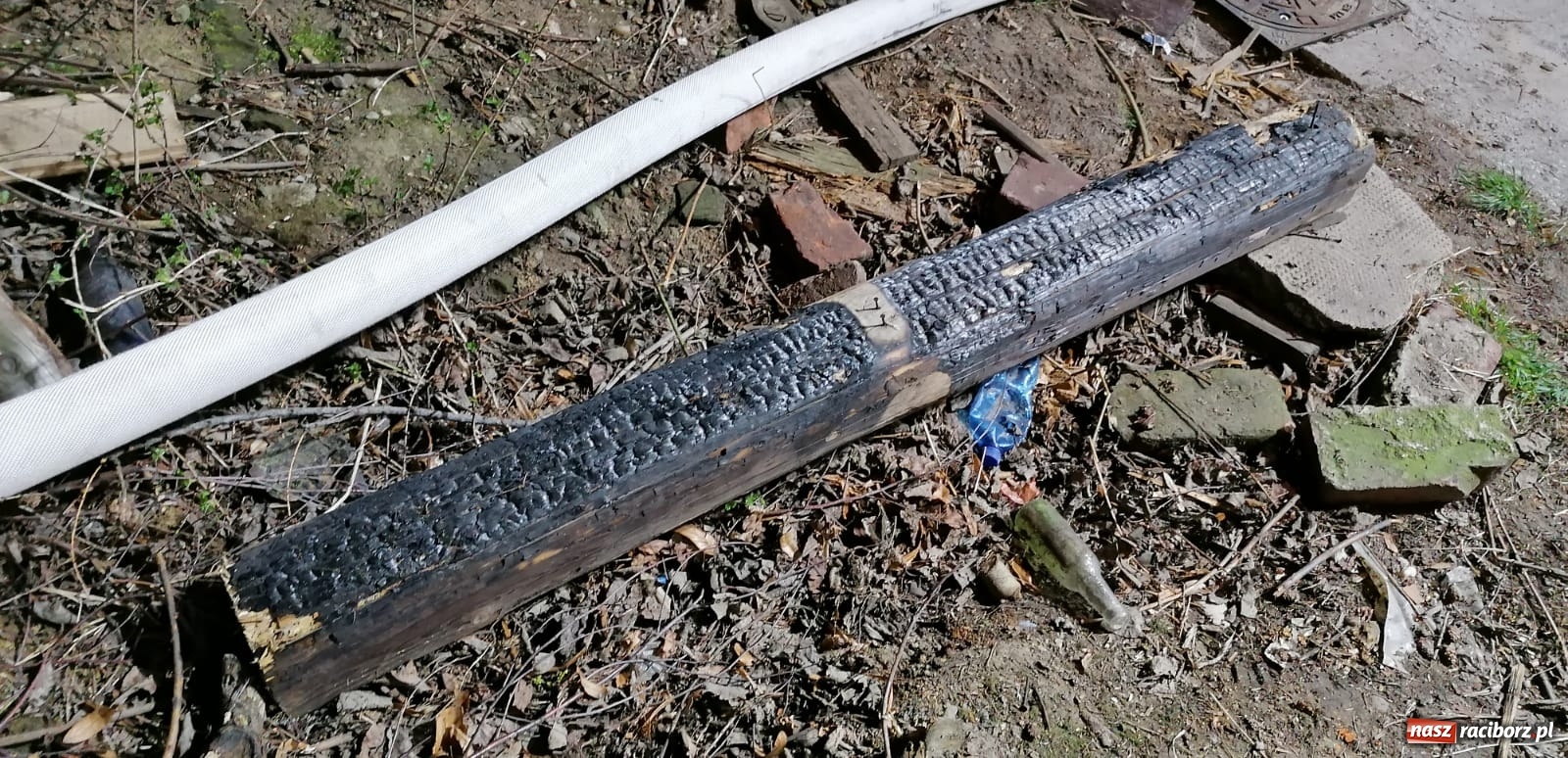 Zdjęcie w galerii na portalu naszraciborz.pl: Pożar zabudowań gospodarczych w Krzanowicach [FOTO]  wiadomości z regionu