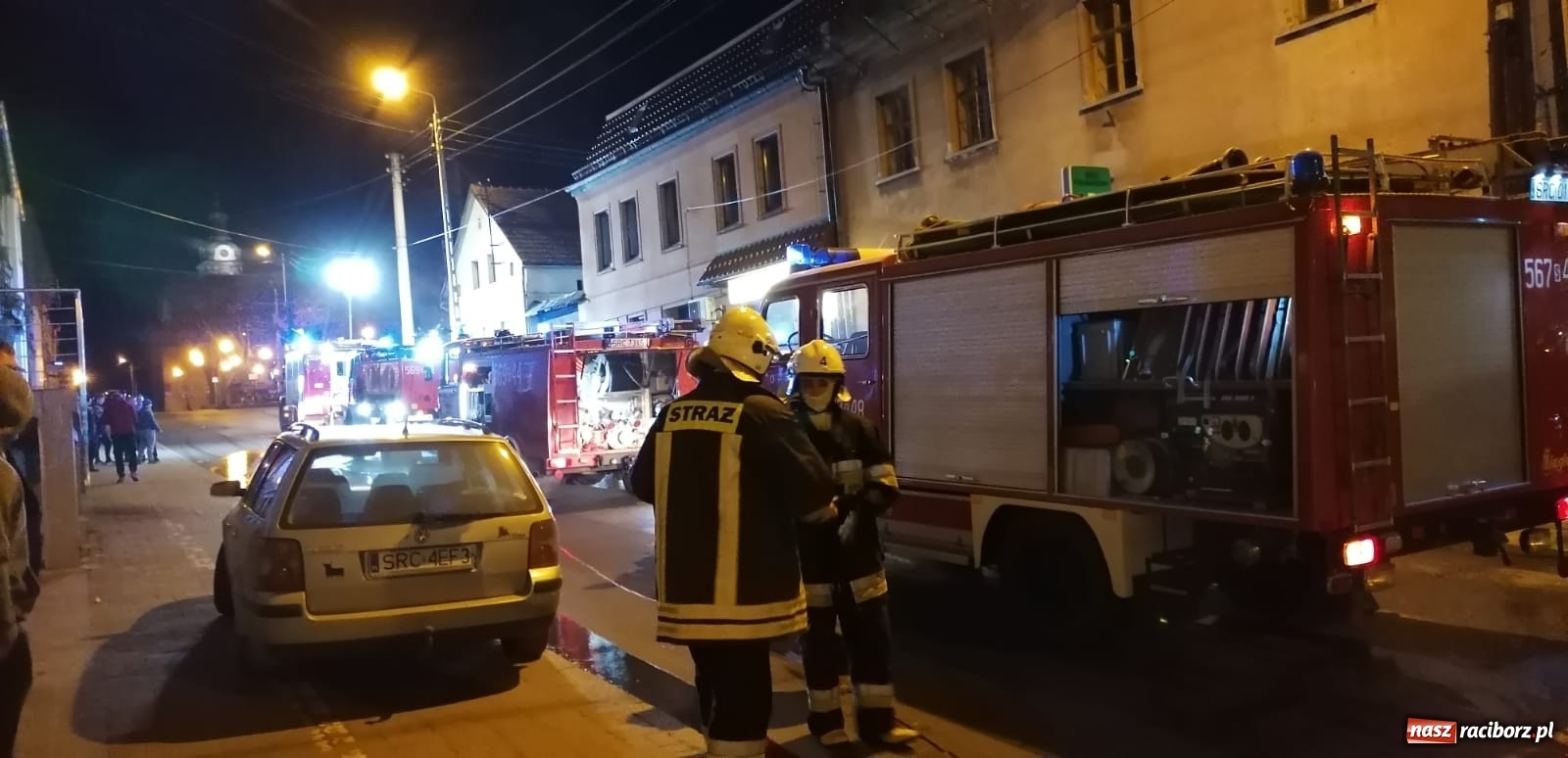 Zdjęcie w galerii na portalu naszraciborz.pl: Pożar zabudowań gospodarczych w Krzanowicach [FOTO]  wiadomości z regionu