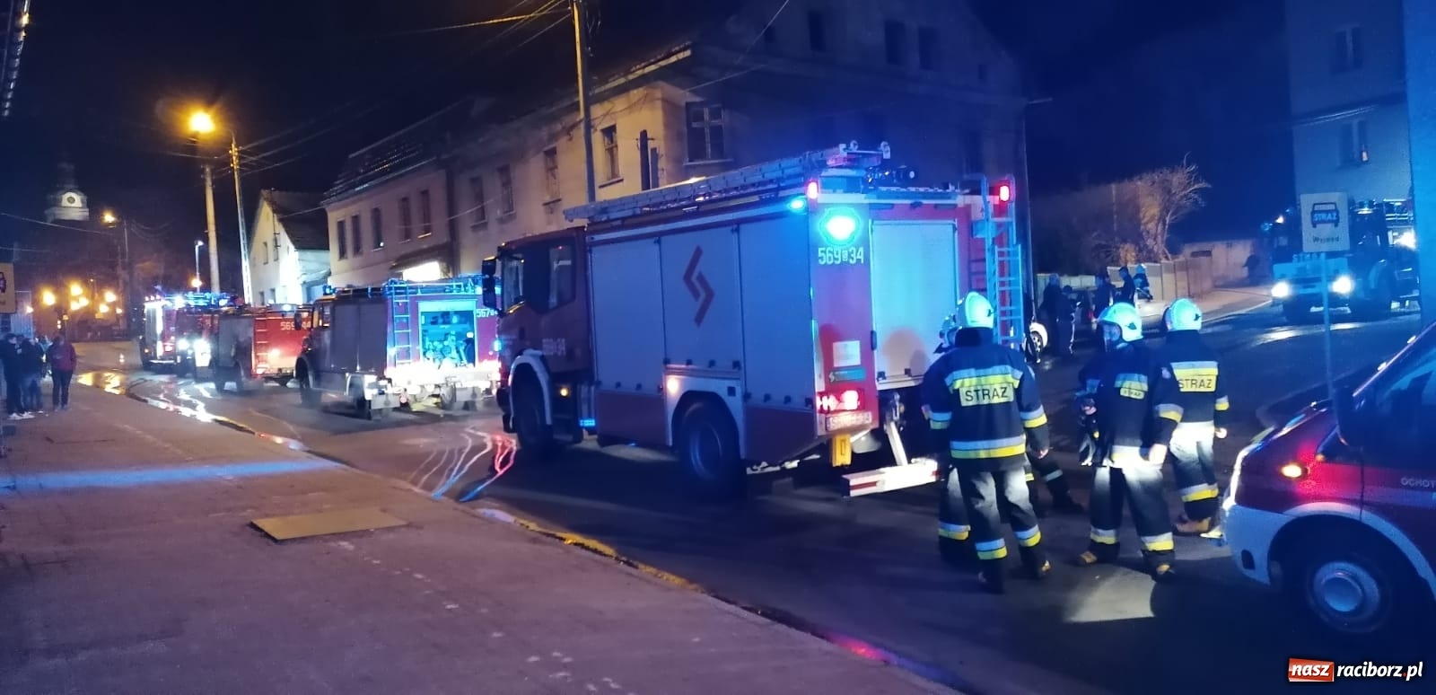 Zdjęcie w galerii na portalu naszraciborz.pl: Pożar zabudowań gospodarczych w Krzanowicach [FOTO]  wiadomości z regionu