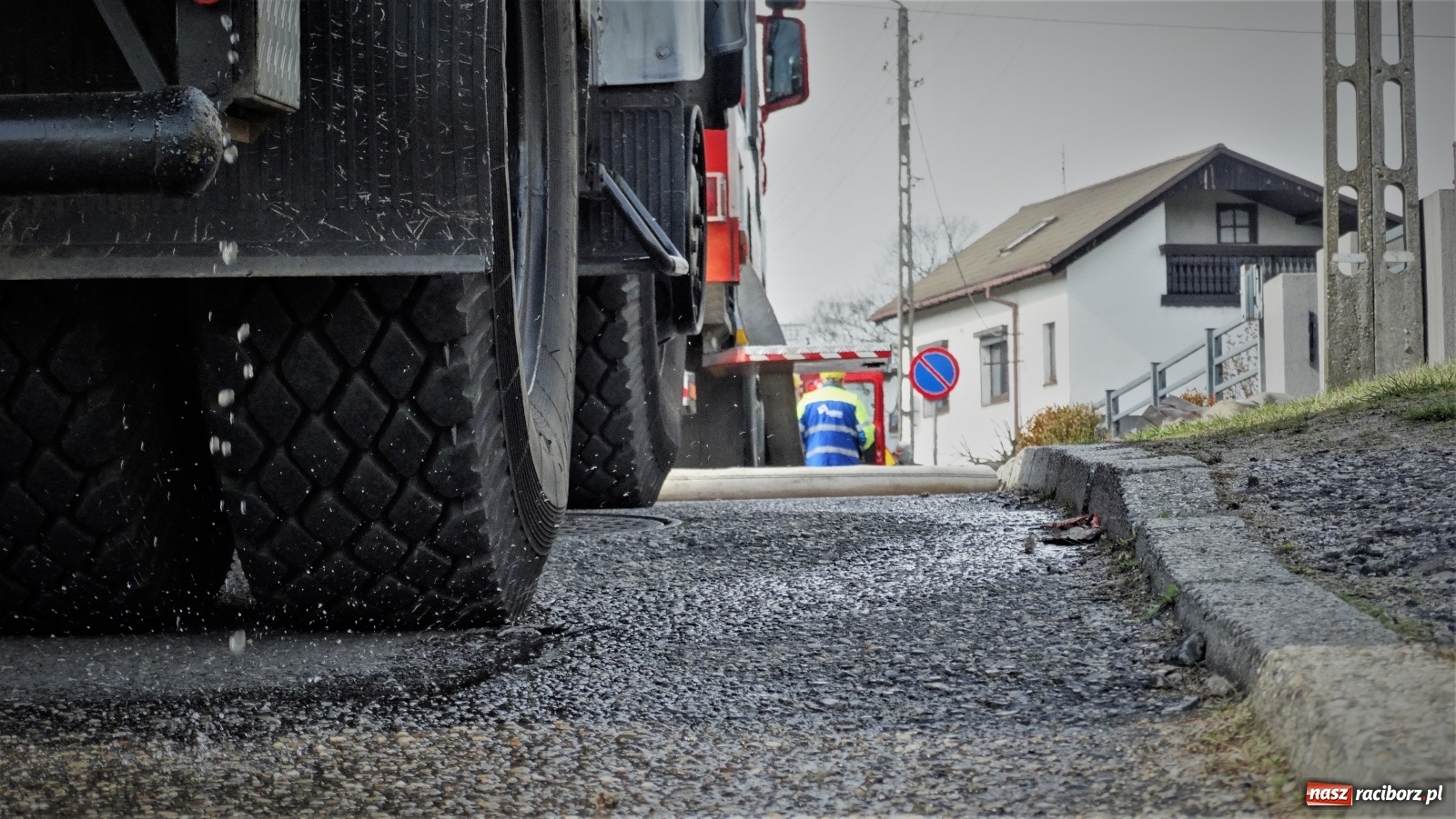 Zdjęcie w galerii na portalu naszraciborz.pl: Pożar poddasza domu w Nędzy [FOTO] wiadomości z regionu