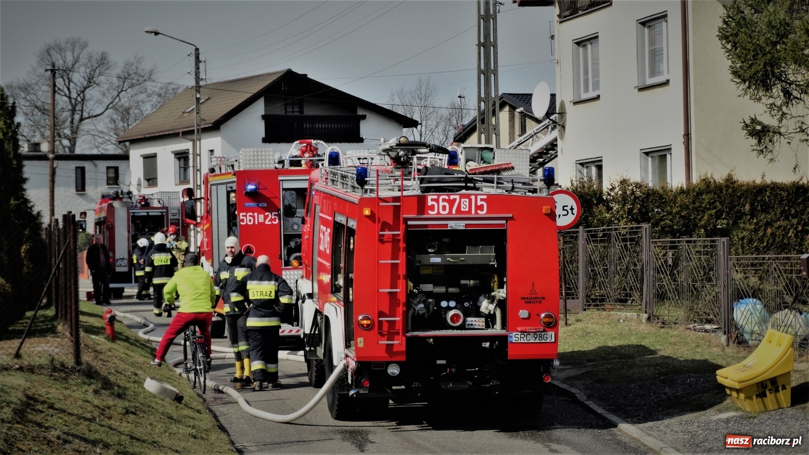 Zdjęcie w galerii na portalu naszraciborz.pl: Pożar poddasza domu w Nędzy [FOTO] wiadomości z regionu
