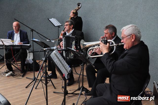 Zdjęcie w galerii na portalu naszraciborz.pl: Divertimento zadebiutowało w muszelce wiadomości z regionu