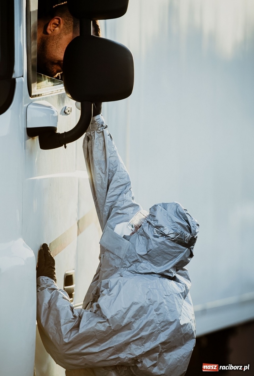 Zdjęcie w galerii na portalu naszraciborz.pl: Terytorialsi wspierają walkę z koronawirusem wiadomości z regionu