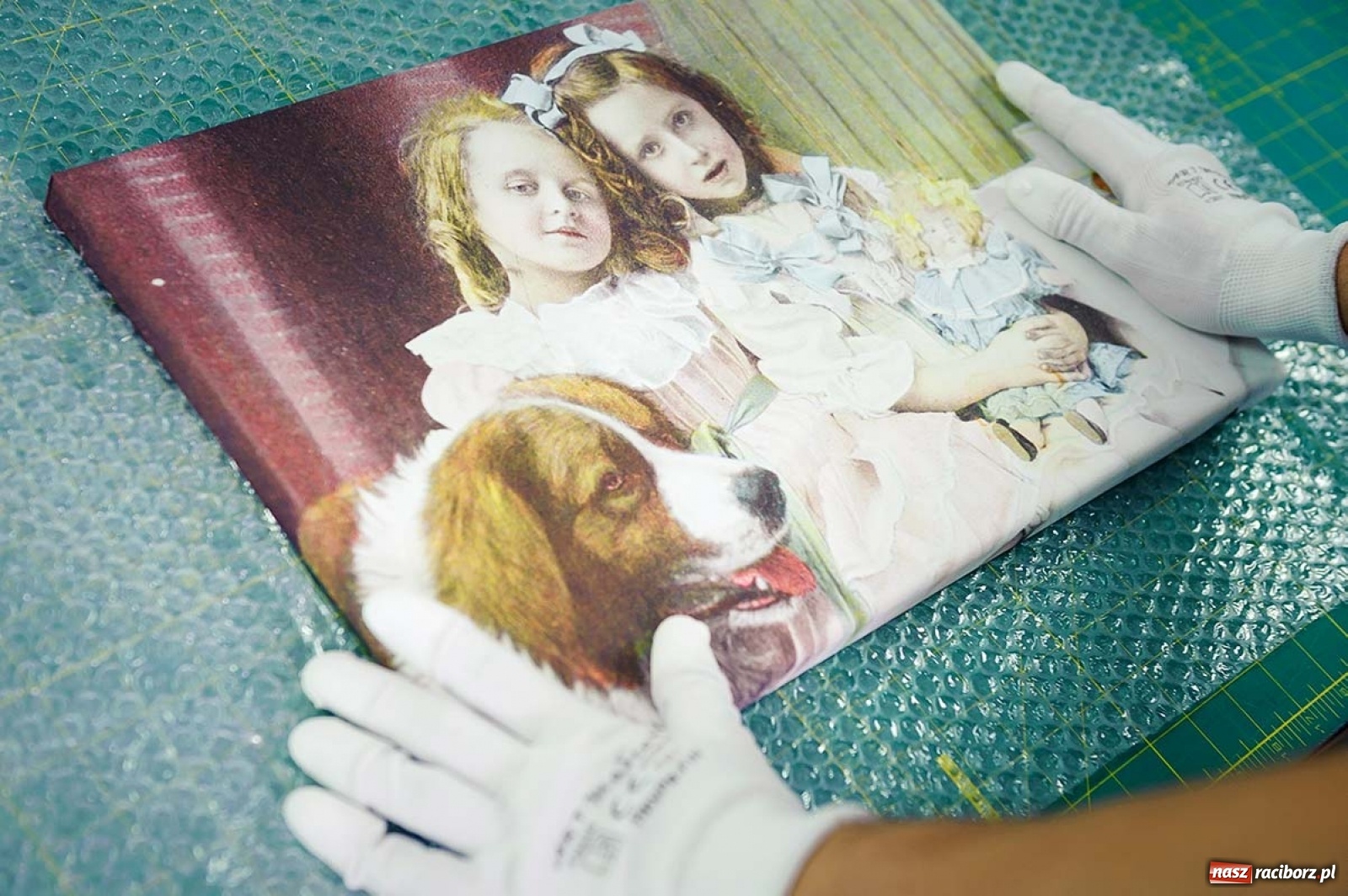 Zdjęcie w galerii na portalu naszraciborz.pl: O fotoobrazach wiedzą wszystko wiadomości z regionu