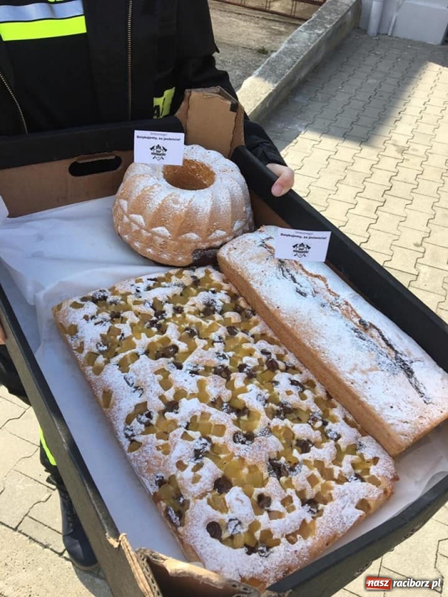 Zdjęcie w galerii na portalu naszraciborz.pl: Strażacy OSP Krowiarki wsparli medyków z Raciborza  wiadomości z regionu