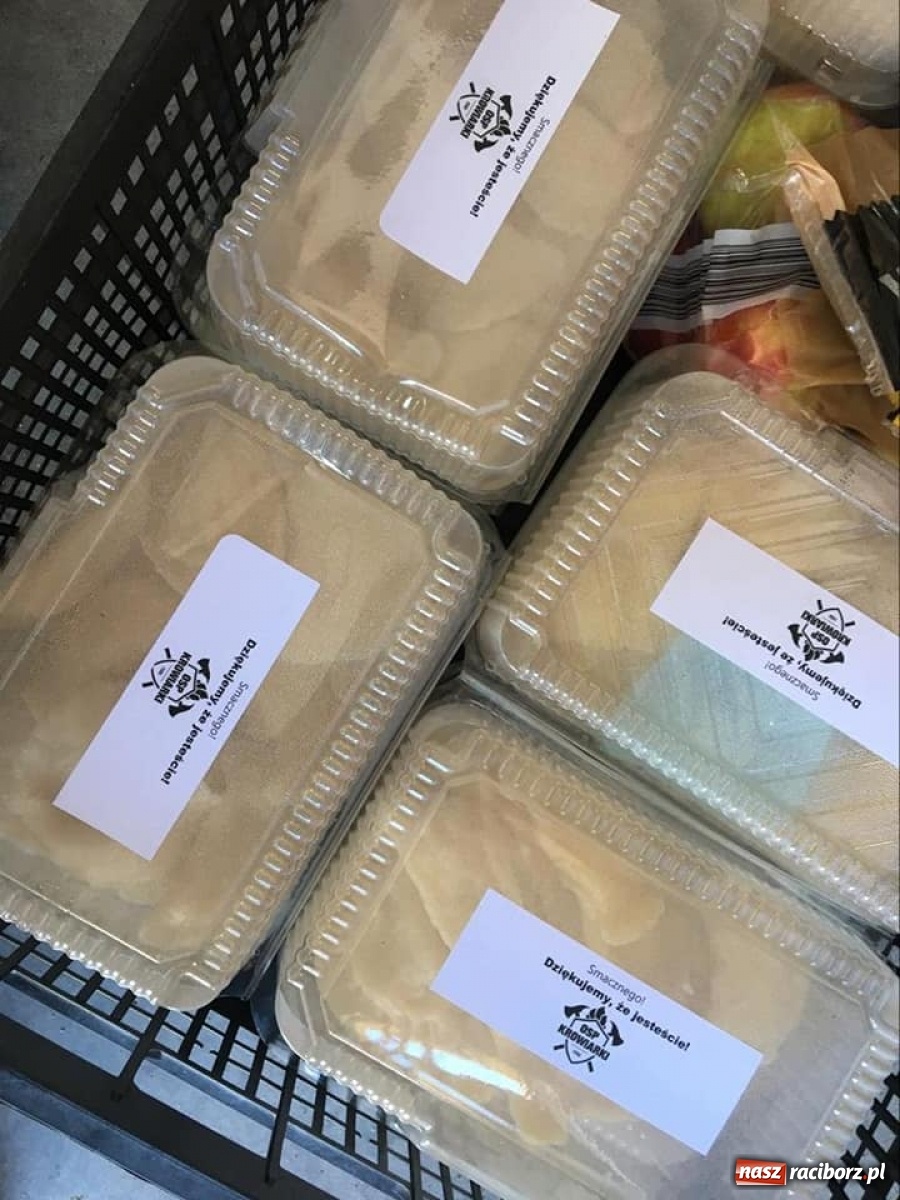 Zdjęcie w galerii na portalu naszraciborz.pl: Strażacy OSP Krowiarki wsparli medyków z Raciborza  wiadomości z regionu