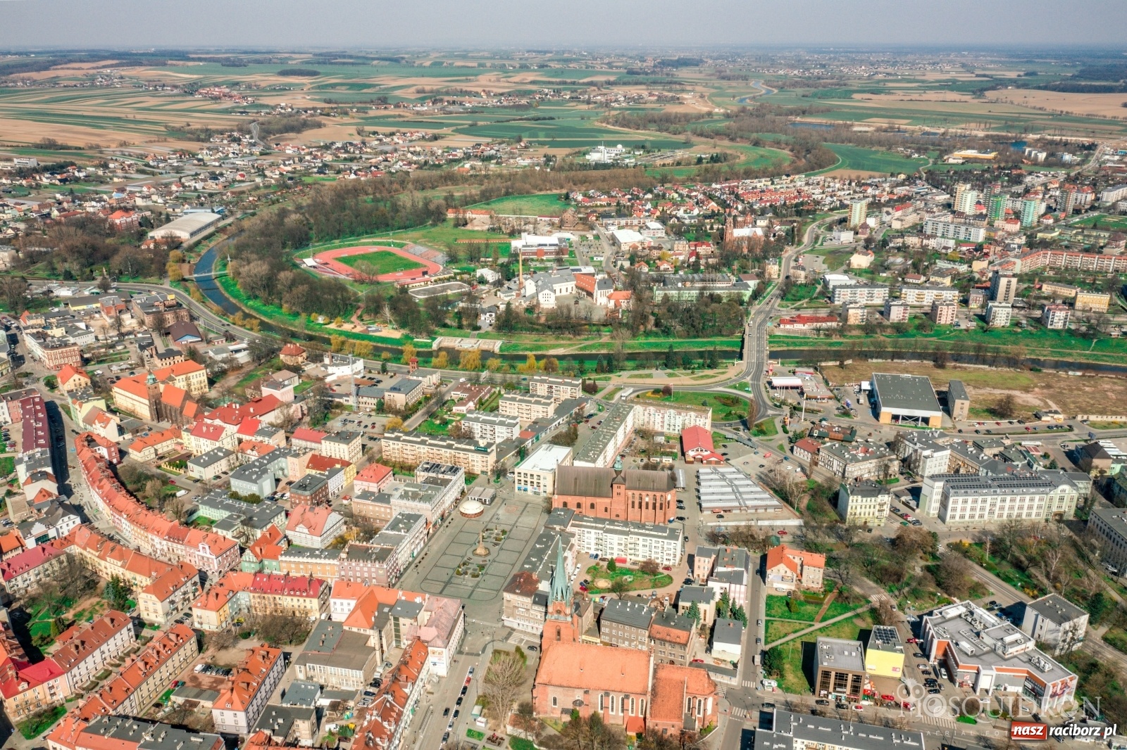 Zdjęcie w galerii na portalu naszraciborz.pl: Racibórz w czasie epidemii. Miasto bez ludzi! [FOTO] wiadomości z regionu