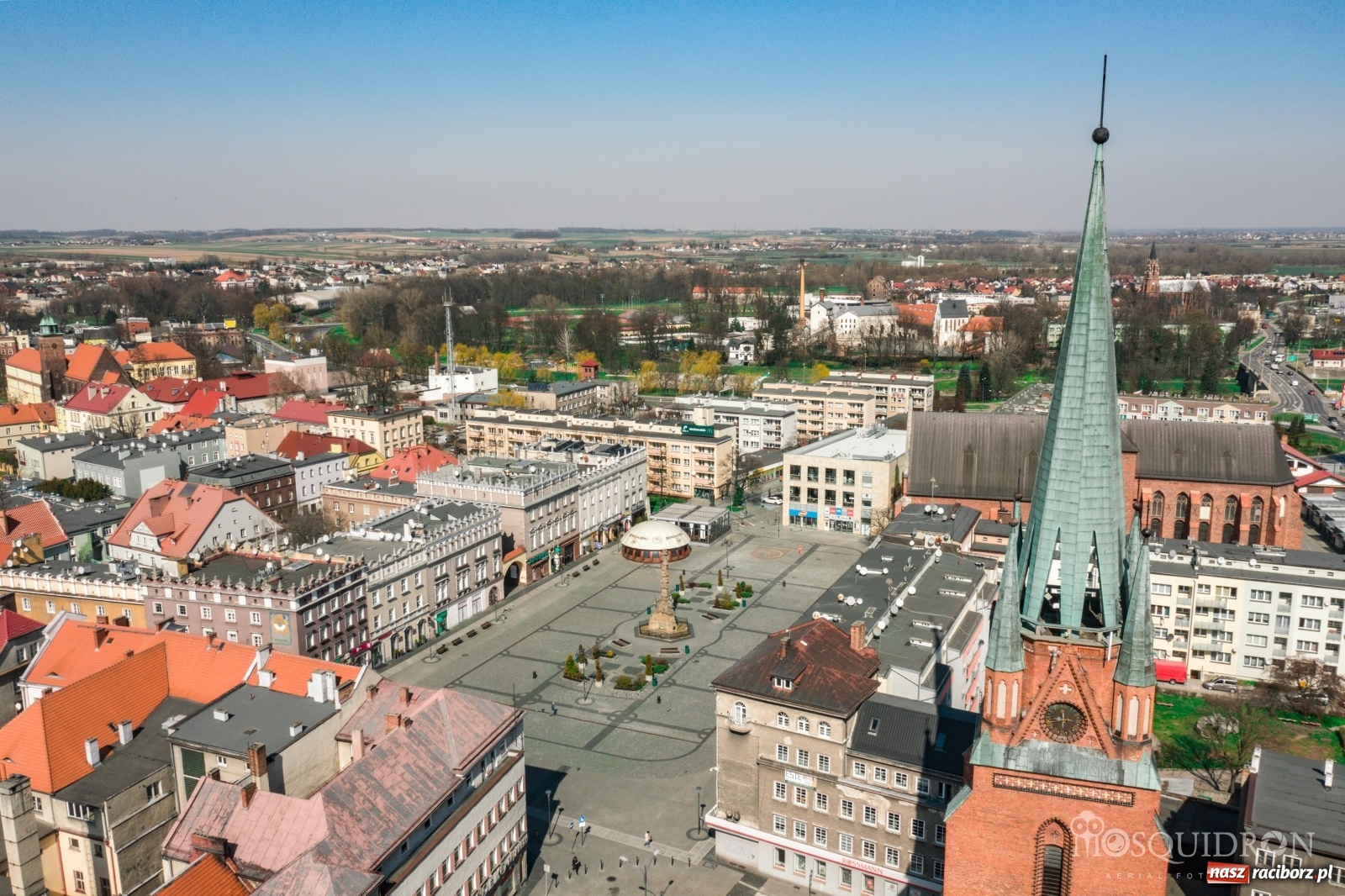 Zdjęcie w galerii na portalu naszraciborz.pl: Racibórz w czasie epidemii. Miasto bez ludzi! [FOTO] wiadomości z regionu