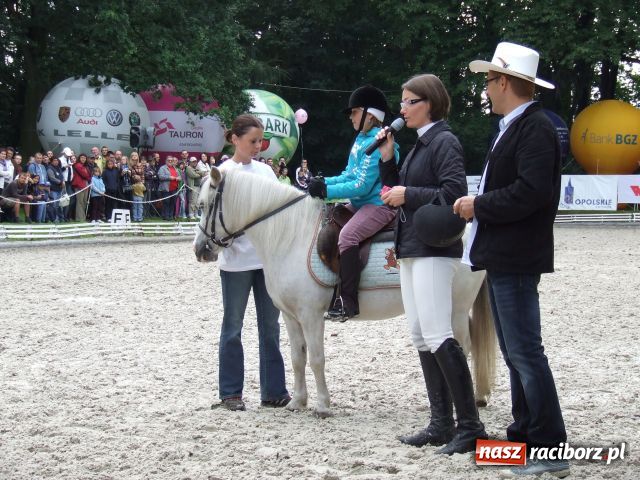 Zdjęcie w galerii na portalu naszraciborz.pl: Raciborzanie w Zakrzowie wiadomości z regionu