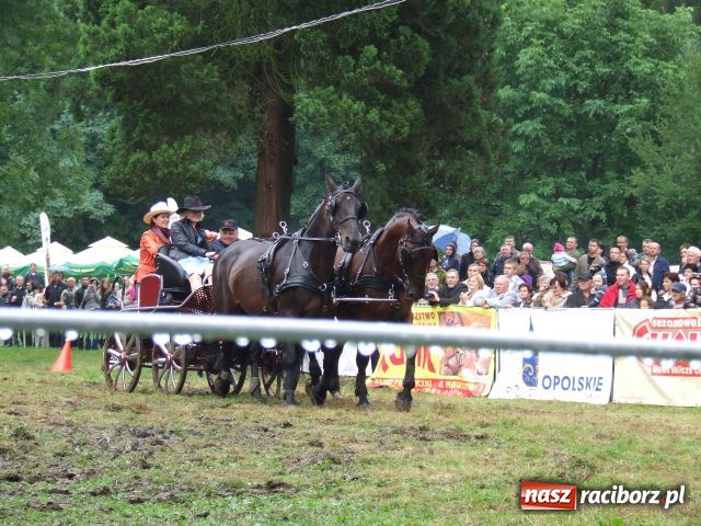 Zdjęcie w galerii na portalu naszraciborz.pl: Raciborzanie w Zakrzowie wiadomości z regionu