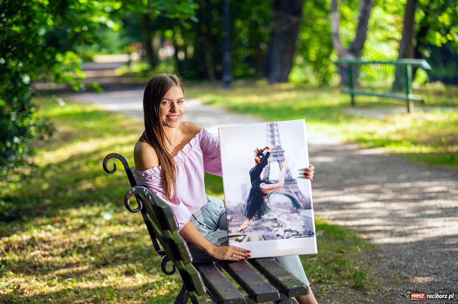 Zdjęcie w galerii na portalu naszraciborz.pl: Koronawirus pokrzyżował Ci świąteczne plany? Pomyśl o bliskich i wyślij im prezent na święta. wiadomości z regionu