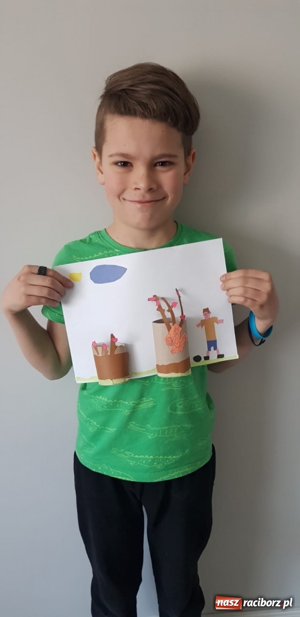 Zdjęcie w galerii na portalu naszraciborz.pl: Uczniowie ZSS radzą sobie z nauczaniem zdalnym wiadomości z regionu