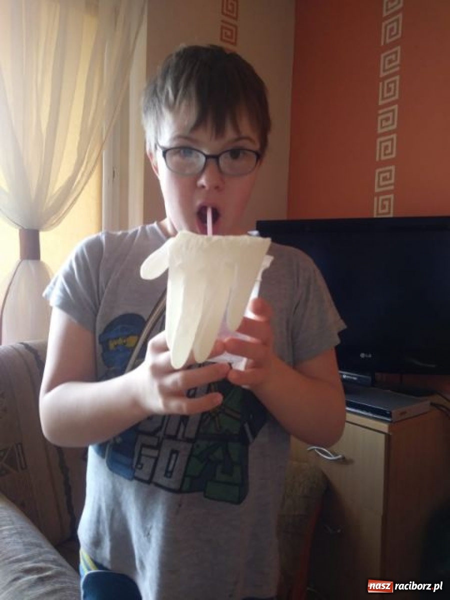 Zdjęcie w galerii na portalu naszraciborz.pl: Uczniowie ZSS radzą sobie z nauczaniem zdalnym wiadomości z regionu