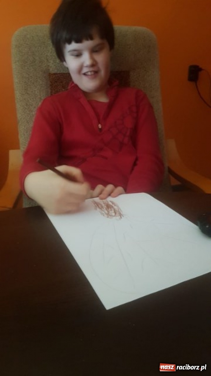 Zdjęcie w galerii na portalu naszraciborz.pl: Uczniowie ZSS radzą sobie z nauczaniem zdalnym wiadomości z regionu