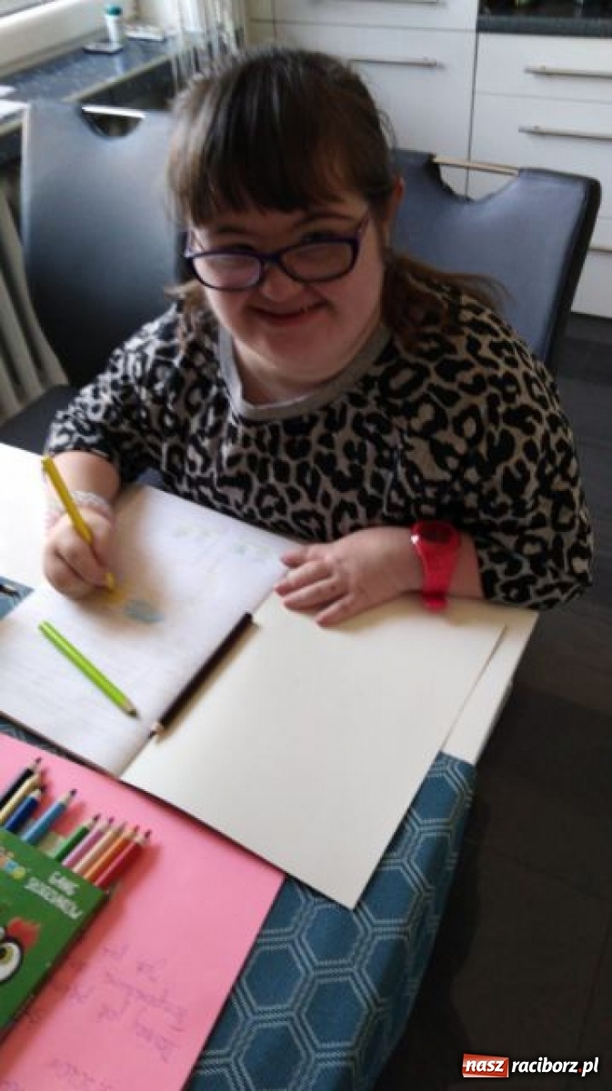 Zdjęcie w galerii na portalu naszraciborz.pl: Uczniowie ZSS radzą sobie z nauczaniem zdalnym wiadomości z regionu