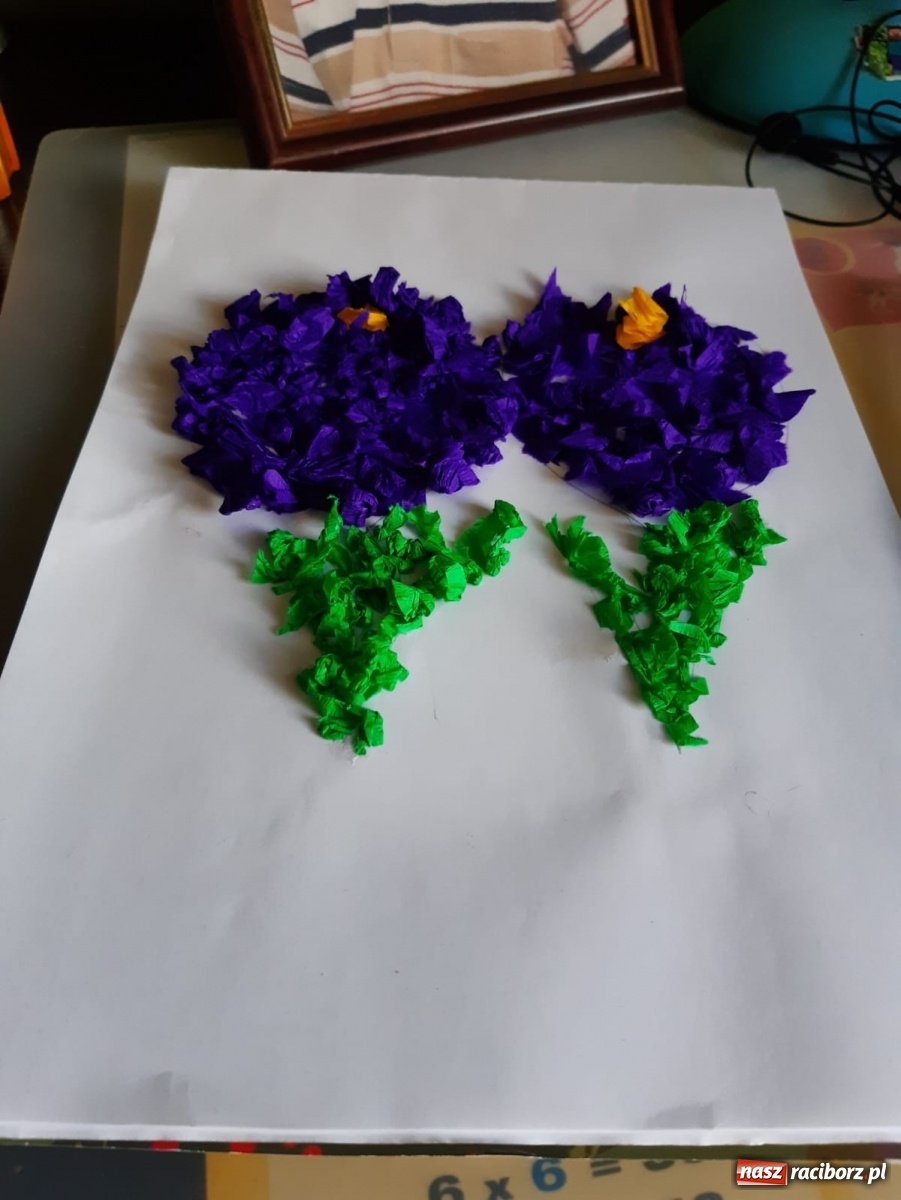 Zdjęcie w galerii na portalu naszraciborz.pl: Uczniowie ZSS radzą sobie z nauczaniem zdalnym wiadomości z regionu