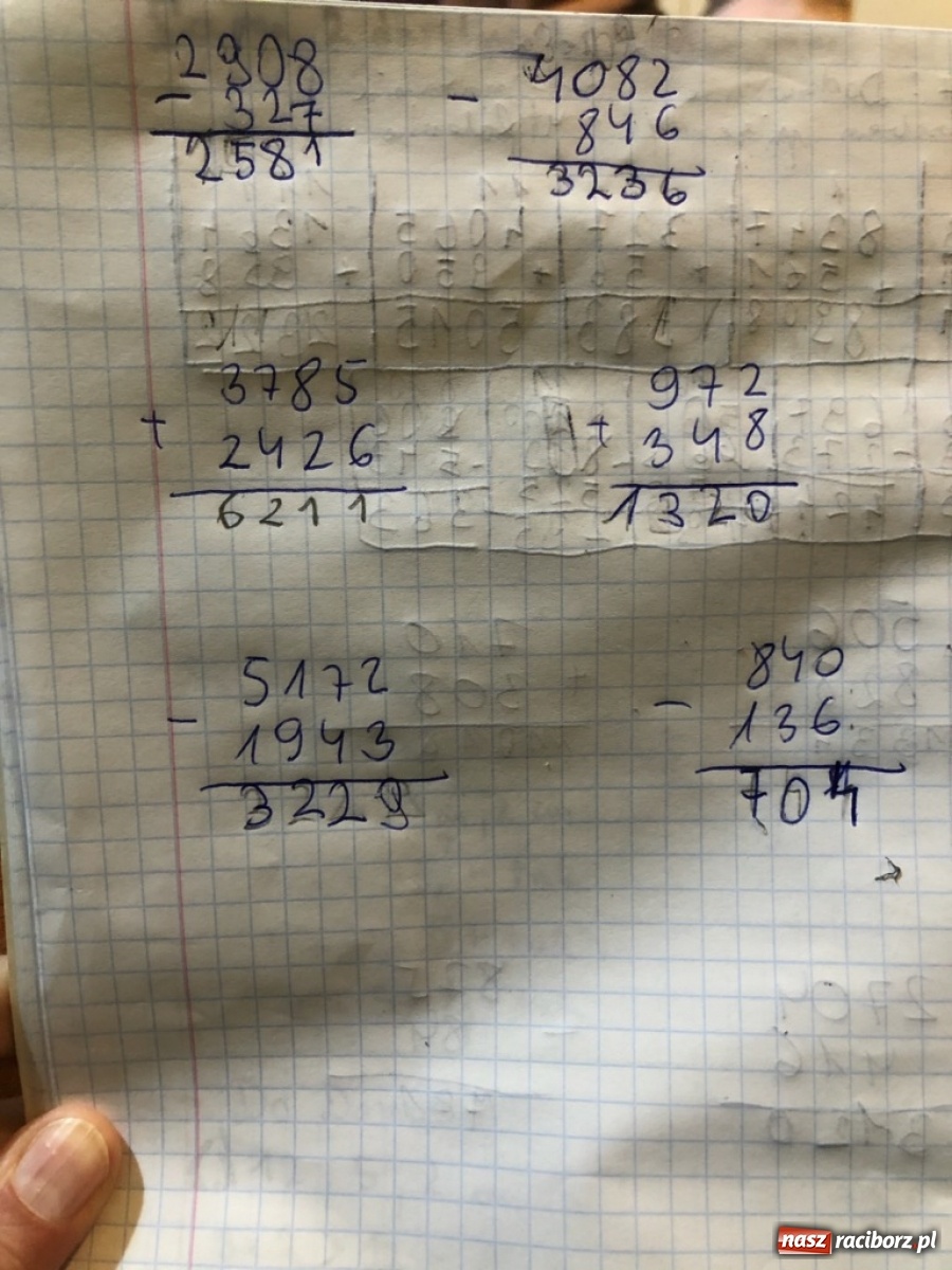 Zdjęcie w galerii na portalu naszraciborz.pl: Uczniowie ZSS radzą sobie z nauczaniem zdalnym wiadomości z regionu