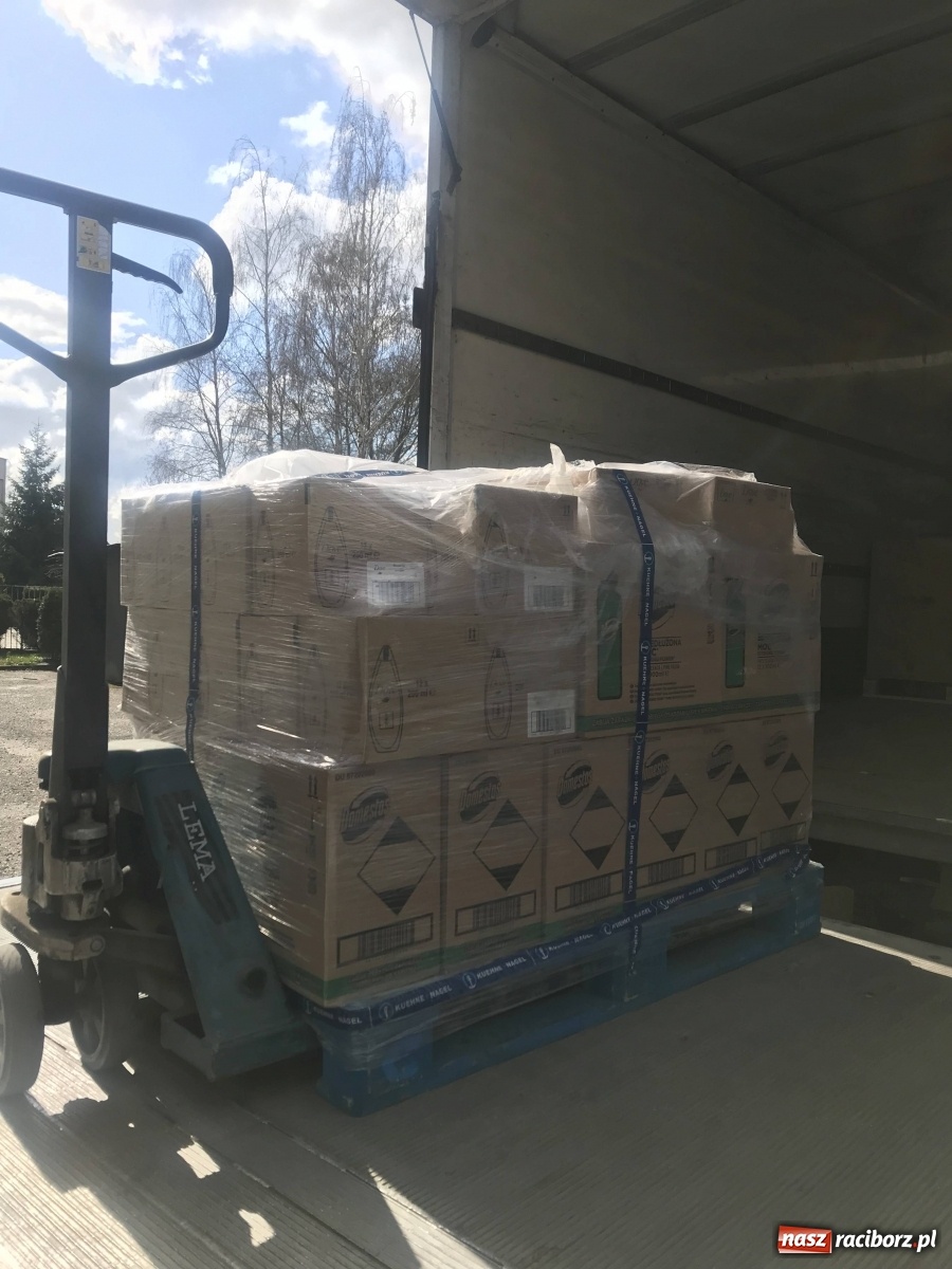 Zdjęcie w galerii na portalu naszraciborz.pl: Dary dla raciborskiego szpitala  wiadomości z regionu