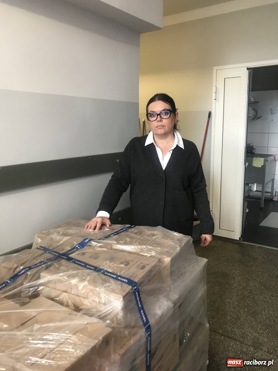 Zdjęcie w galerii na portalu naszraciborz.pl: Dary dla raciborskiego szpitala  wiadomości z regionu