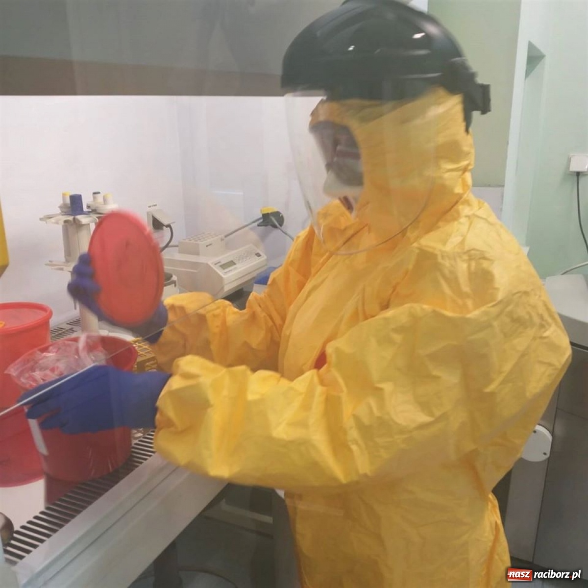 Zdjęcie w galerii na portalu naszraciborz.pl: Nowe miejsce badań próbek z Raciborza wiadomości z regionu