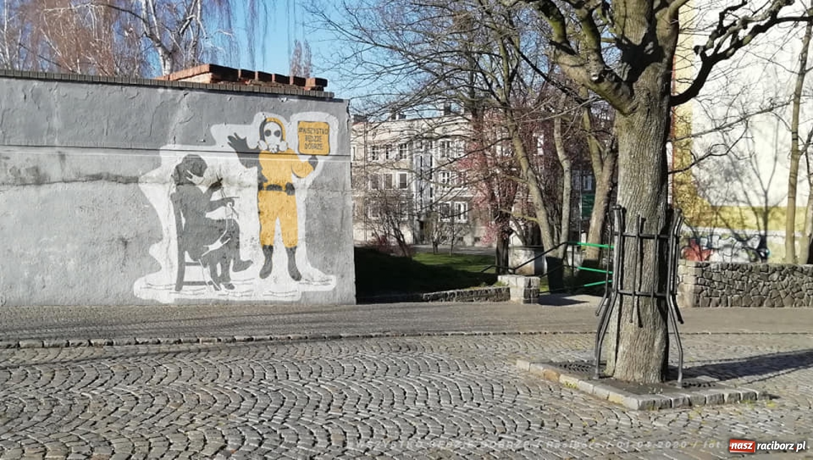 Zdjęcie w galerii na portalu naszraciborz.pl: Prima aprilis. Wszystko będzie dobrze! wiadomości z regionu