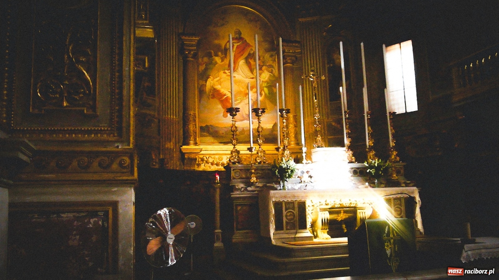 Zdjęcie w galerii na portalu naszraciborz.pl: Papież pielgrzymował do kościoła św. Marcelego - patrona Raciborza wiadomości z regionu