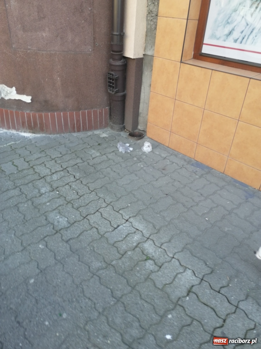 Zdjęcie w galerii na portalu naszraciborz.pl: Z redakcyjnej poczty. To, co się dzieje, to paranoja! wiadomości z regionu