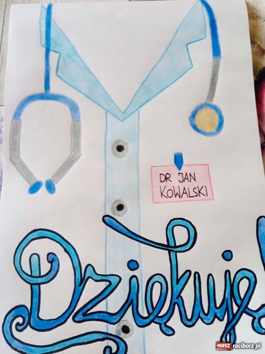 Zdjęcie w galerii na portalu naszraciborz.pl: Uczniowie SP 13 wzięli udział w akcji Kartka dla Medyka wiadomości z regionu