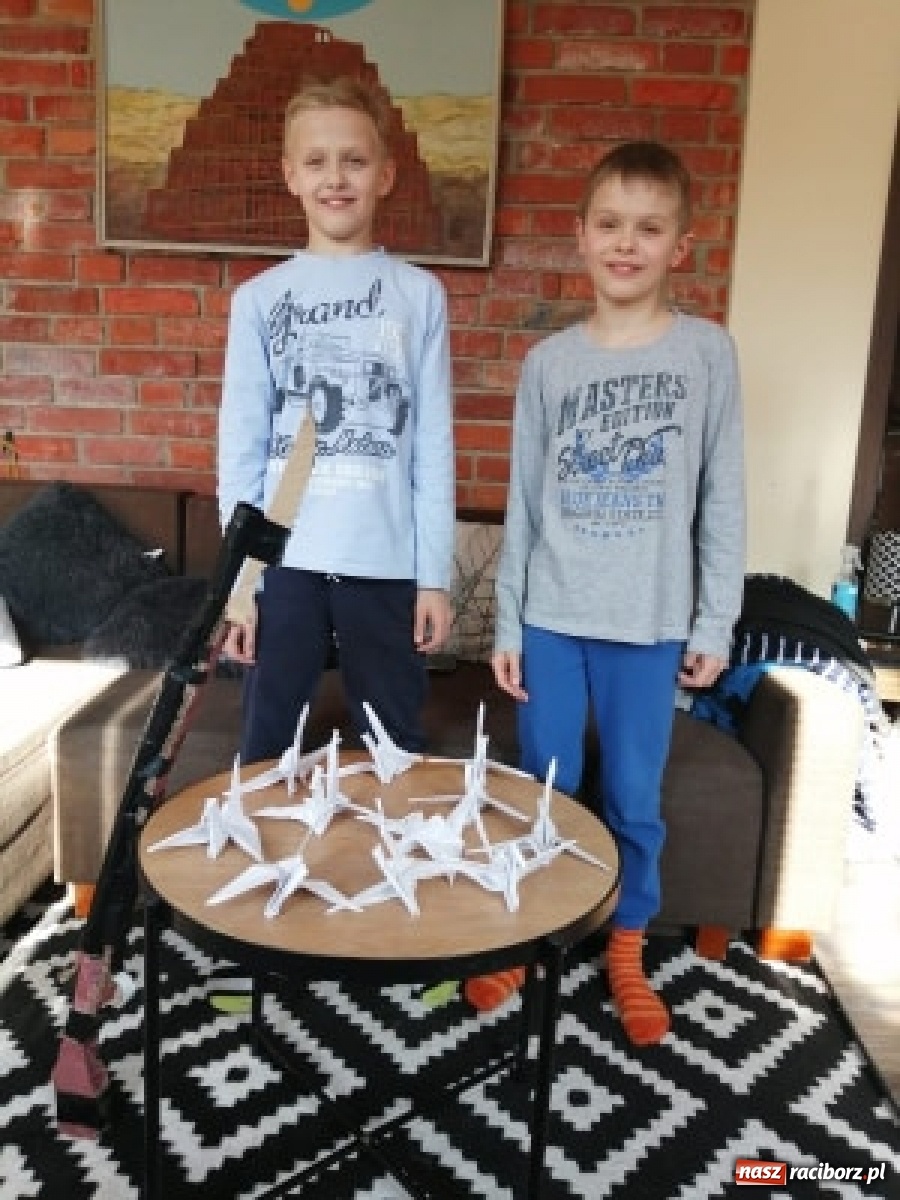 Zdjęcie w galerii na portalu naszraciborz.pl: MDK prowadzi zajęcia w formule zdalnej wiadomości z regionu