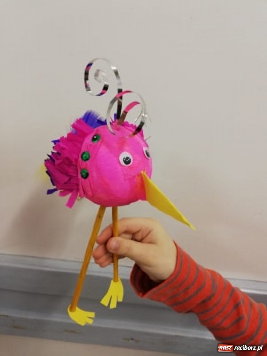 Zdjęcie w galerii na portalu naszraciborz.pl: MDK prowadzi zajęcia w formule zdalnej wiadomości z regionu