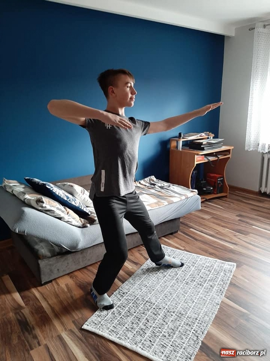 Zdjęcie w galerii na portalu naszraciborz.pl: MDK prowadzi zajęcia w formule zdalnej wiadomości z regionu