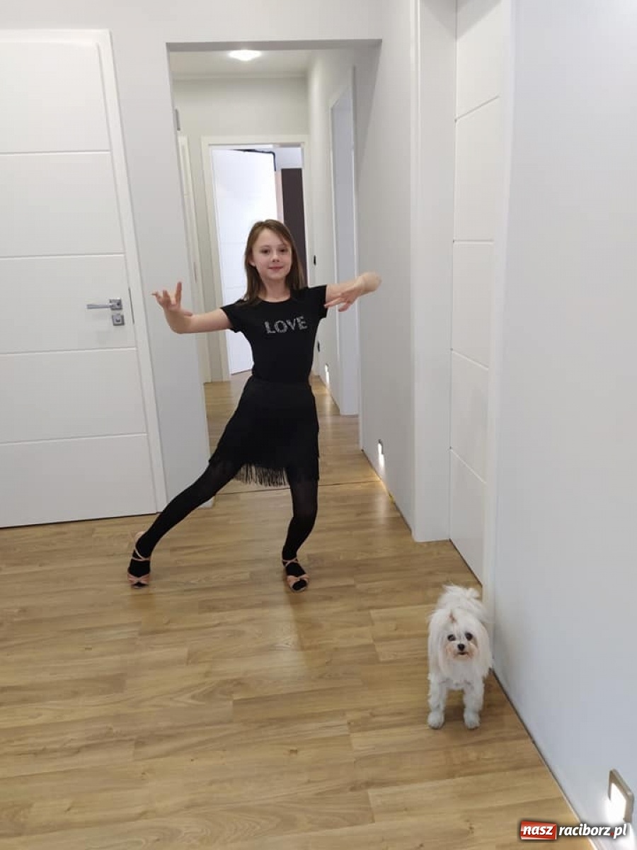 Zdjęcie w galerii na portalu naszraciborz.pl: MDK prowadzi zajęcia w formule zdalnej wiadomości z regionu