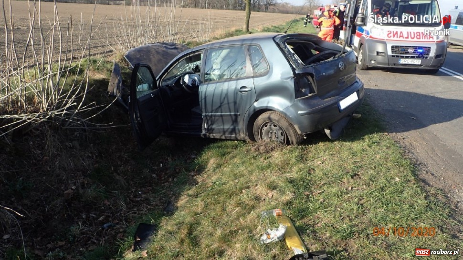 Zdjęcie w galerii na portalu naszraciborz.pl: Pijany wjechał do rowu. Pił podczas jazdy! [FOTO] wiadomości z regionu