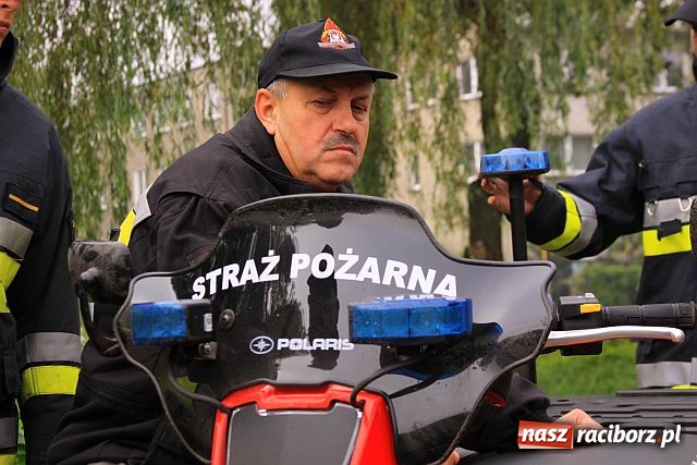 Zdjęcie w galerii na portalu naszraciborz.pl: Strażacy testowali quad  wiadomości z regionu
