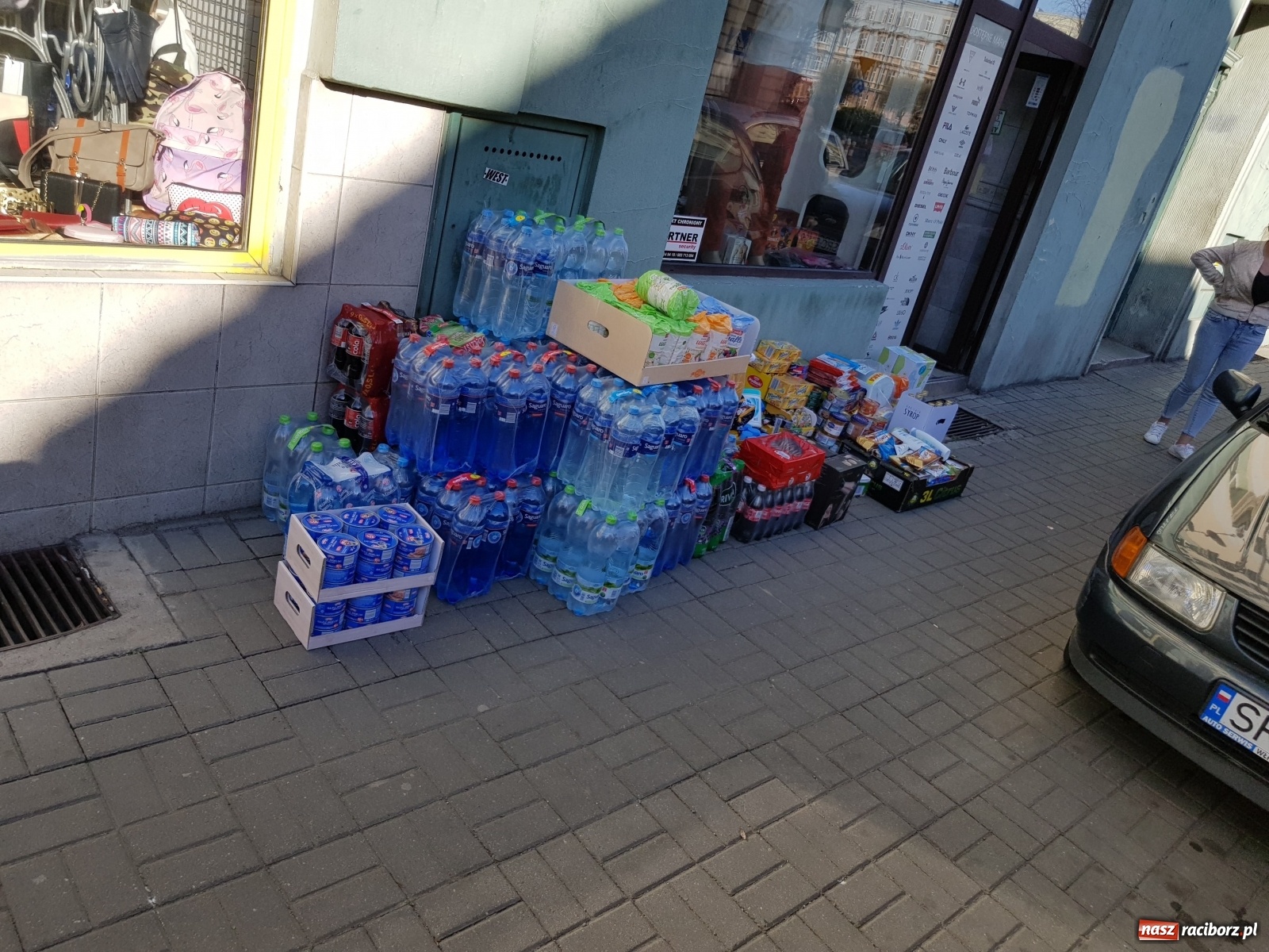 Zdjęcie w galerii na portalu naszraciborz.pl: Kibice Borussi Dortmund dla raciborskiego szpitala  wiadomości z regionu