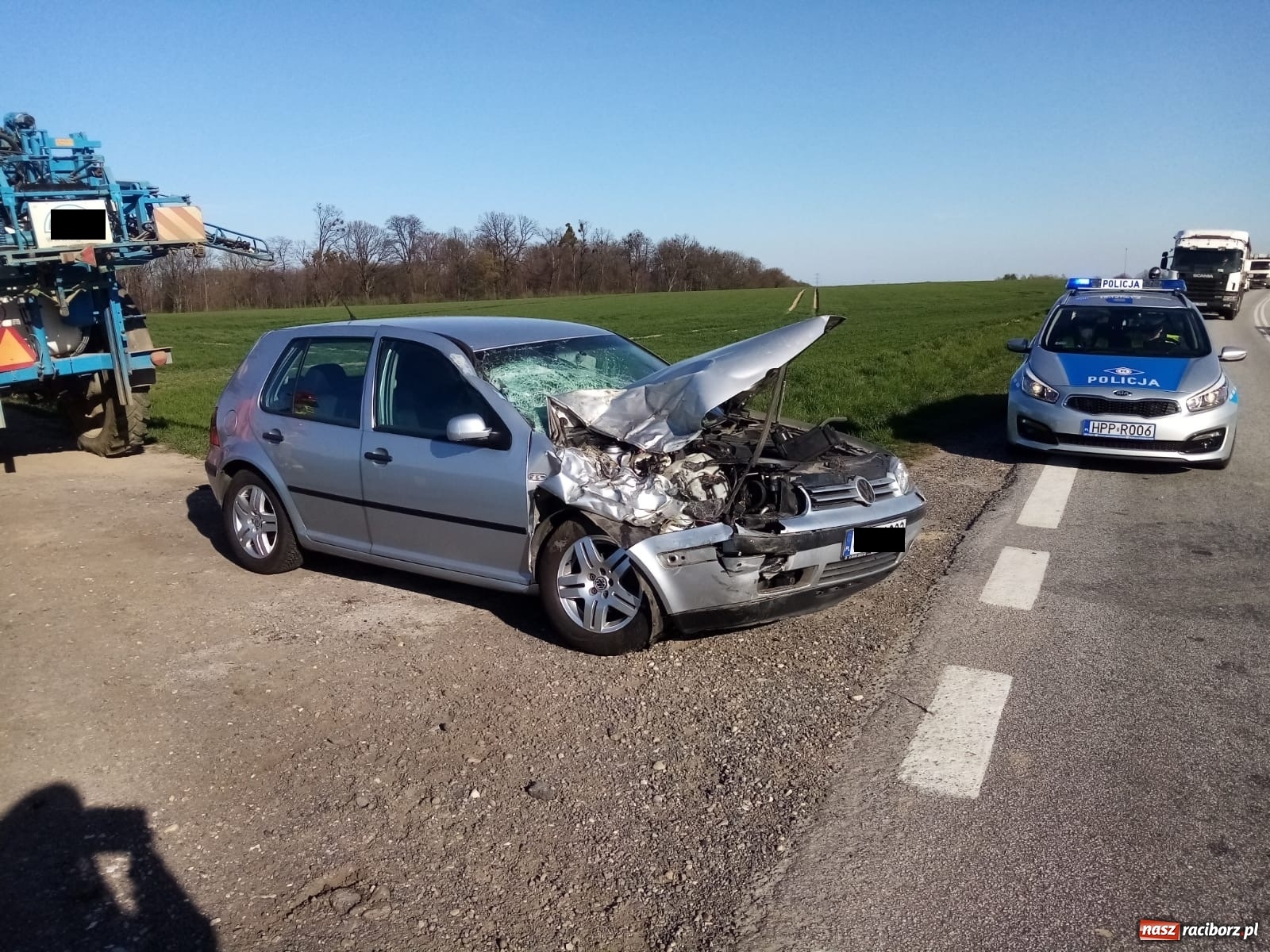 Zdjęcie w galerii na portalu naszraciborz.pl: Zderzenie na DK 45 - odcinek Racibórz-Szonowice  wiadomości z regionu