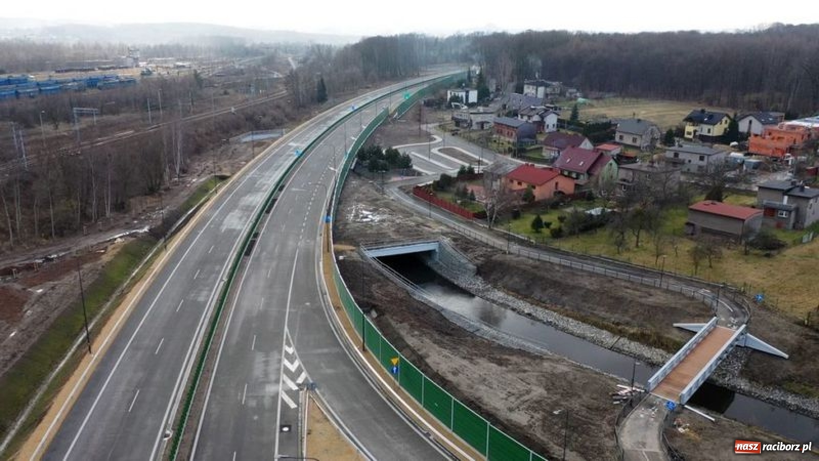 Zdjęcie w galerii na portalu naszraciborz.pl: Otwarto rybnicki odcinek drogi Racibórz-Pszczyna wiadomości z regionu