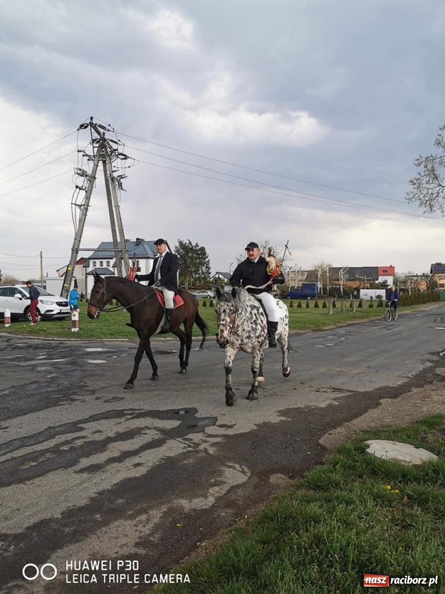 Zdjęcie w galerii na portalu naszraciborz.pl: W Pietrowicach Wielkich tradycji stało się zadość [FOTO] wiadomości z regionu