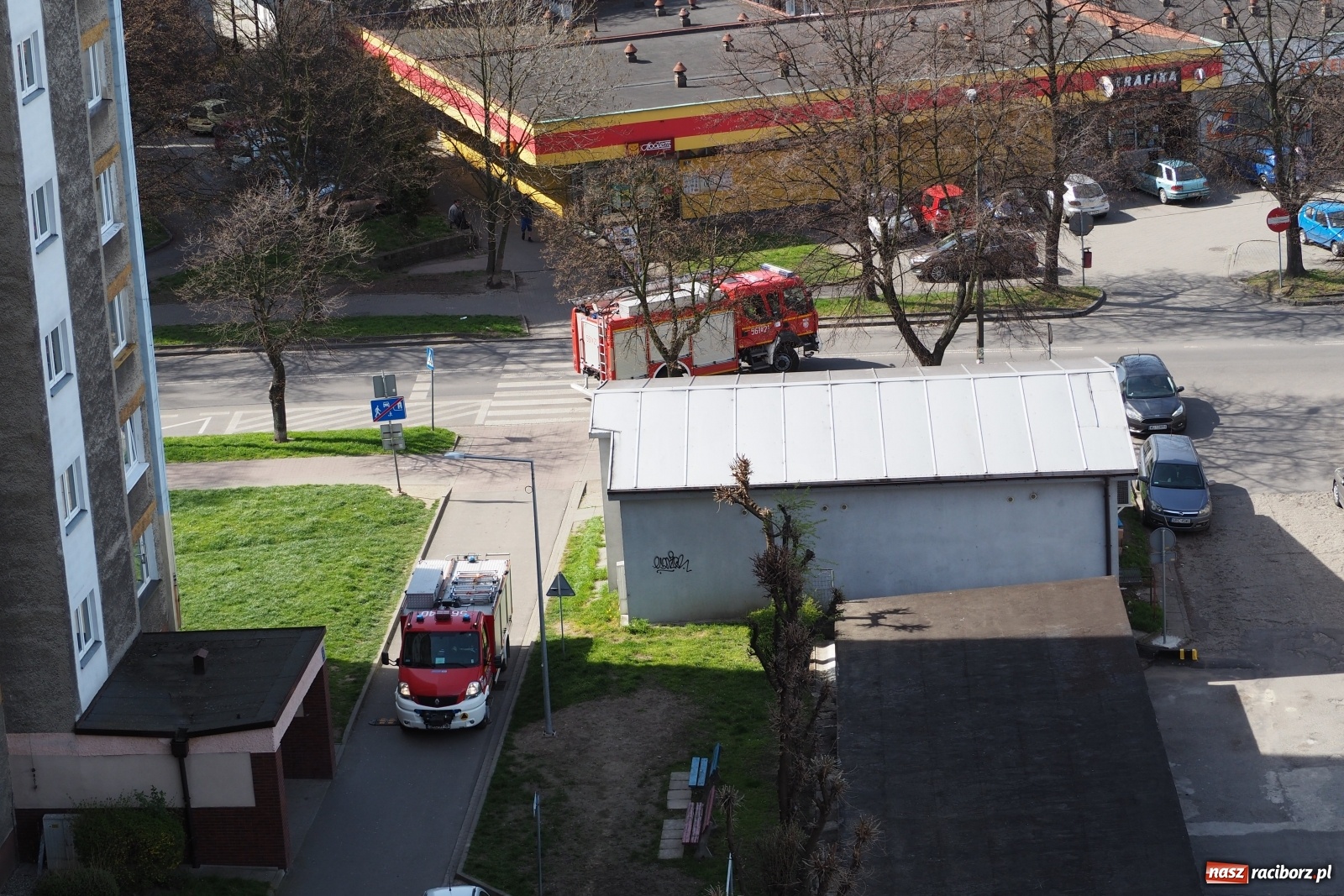 Zdjęcie w galerii na portalu naszraciborz.pl: Raport 998. Czad w mieszkaniu przy Katowickiej. Zwłoki mężczyzny w Krowiarkach wiadomości z regionu