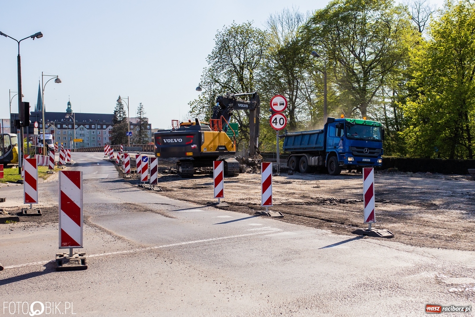 Zdjęcie w galerii na portalu naszraciborz.pl: Budowa ronda Timelapse [WIDEO] wiadomości z regionu
